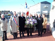 Dépôt de gerbe par l'ordre nationale du mérite, à Amiens, le 10.03.2007